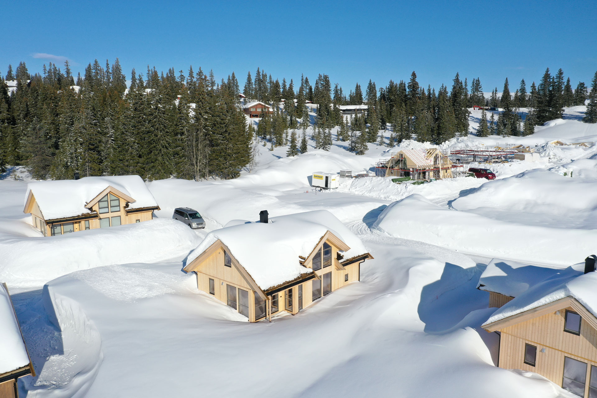 DJI_0168_web.jpg